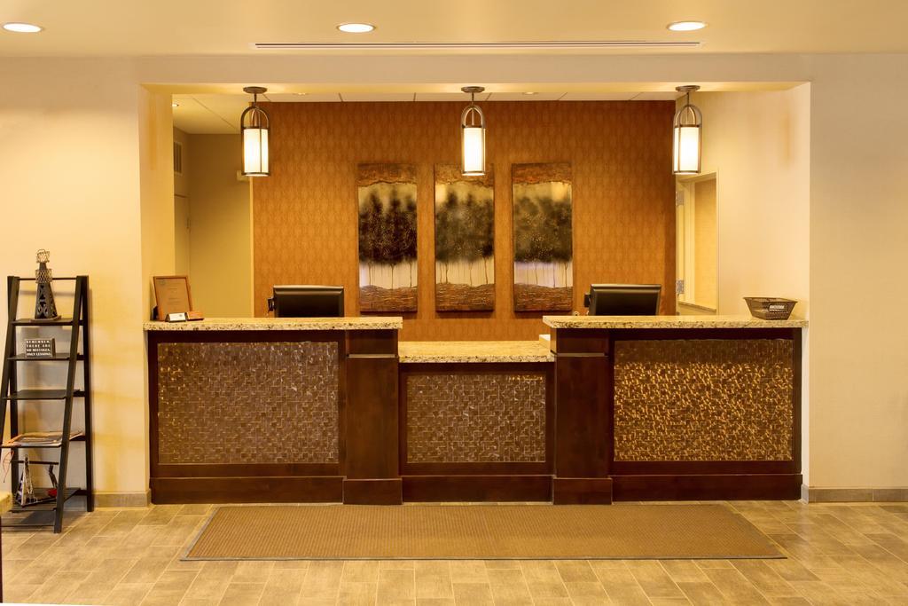 Little Missouri Inn & Suites New Town Екстер'єр фото