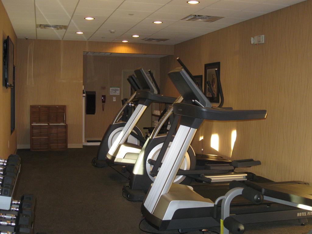 Little Missouri Inn & Suites New Town Екстер'єр фото