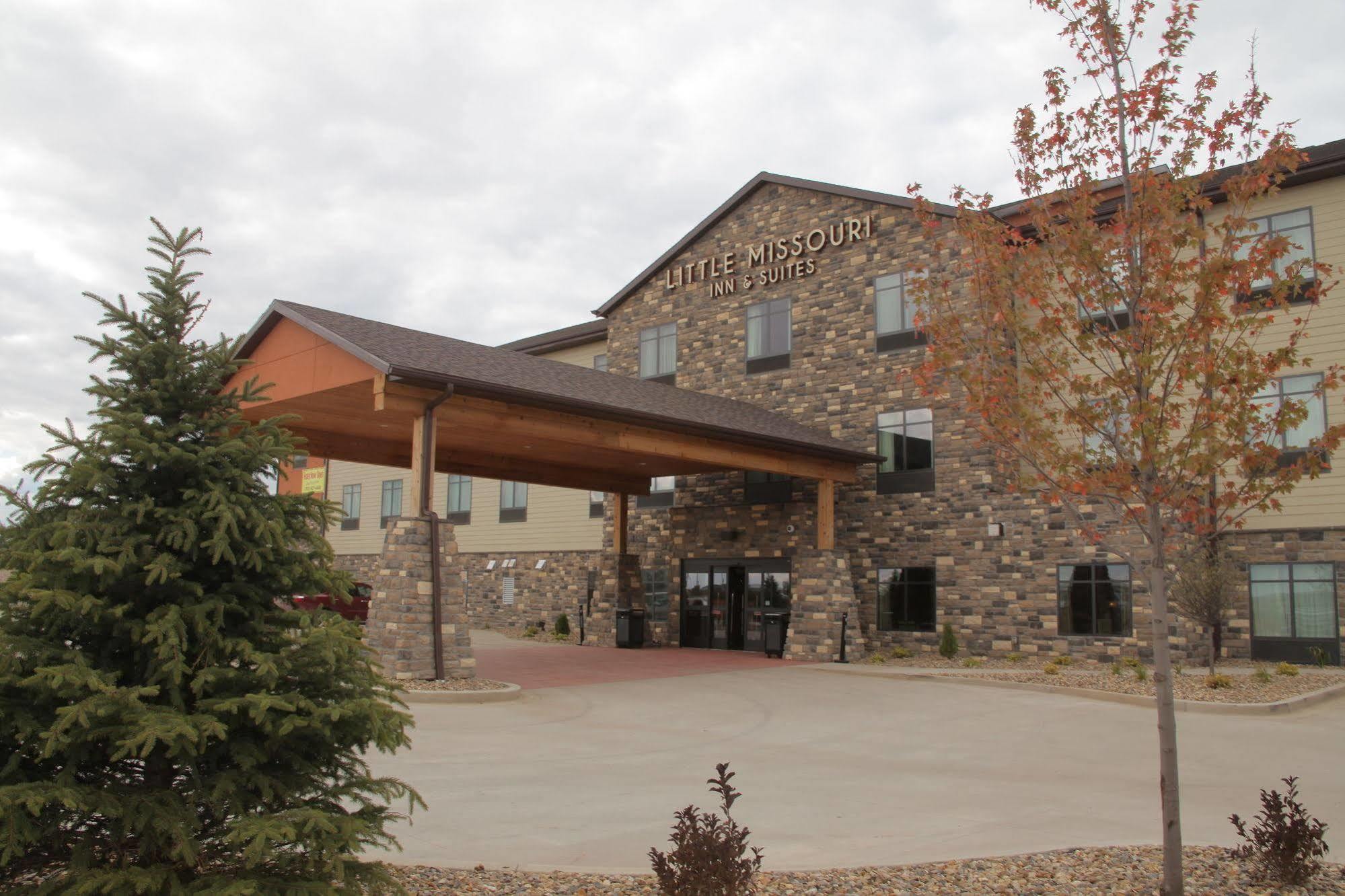 Little Missouri Inn & Suites New Town Екстер'єр фото