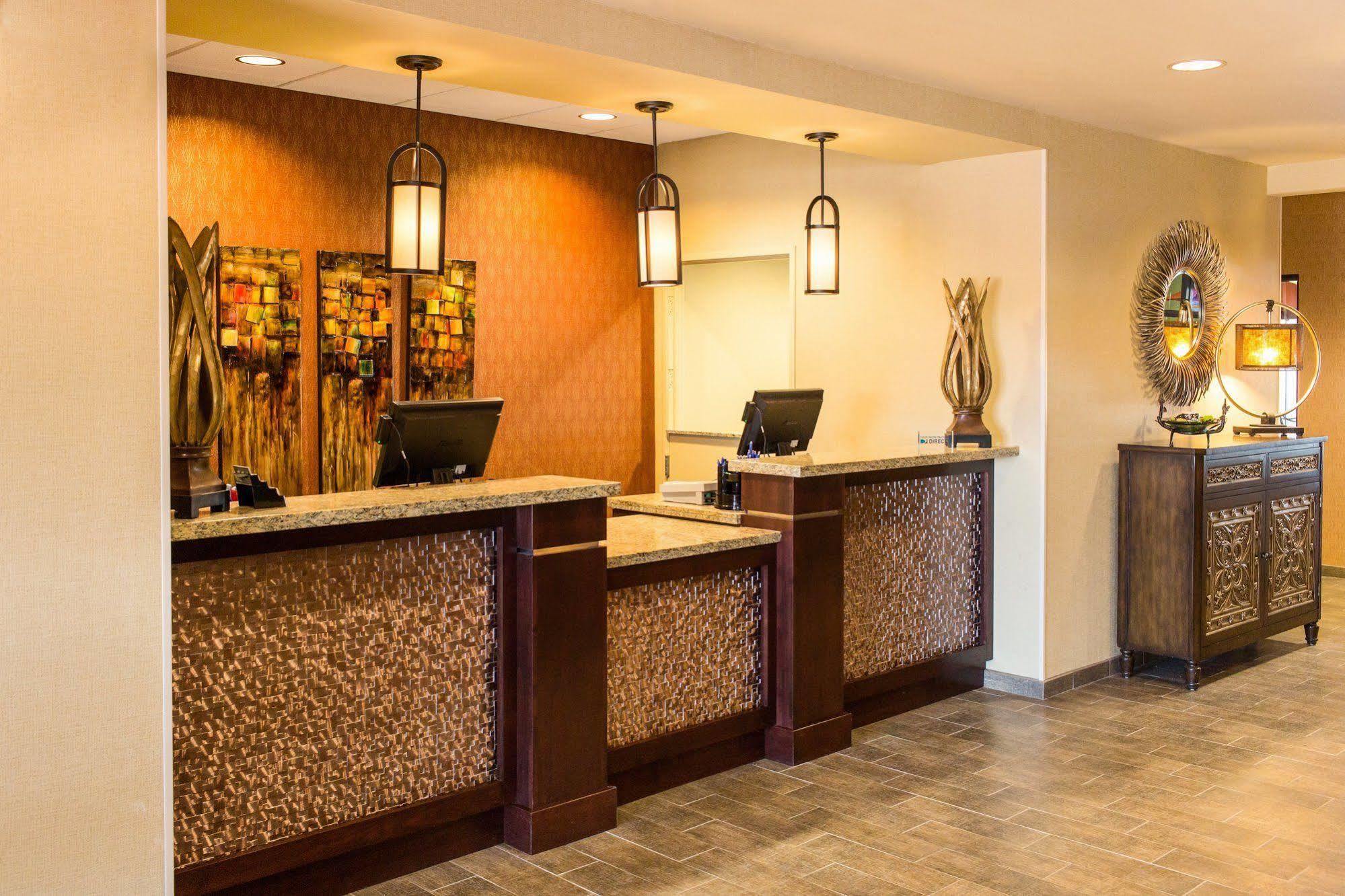 Little Missouri Inn & Suites New Town Екстер'єр фото