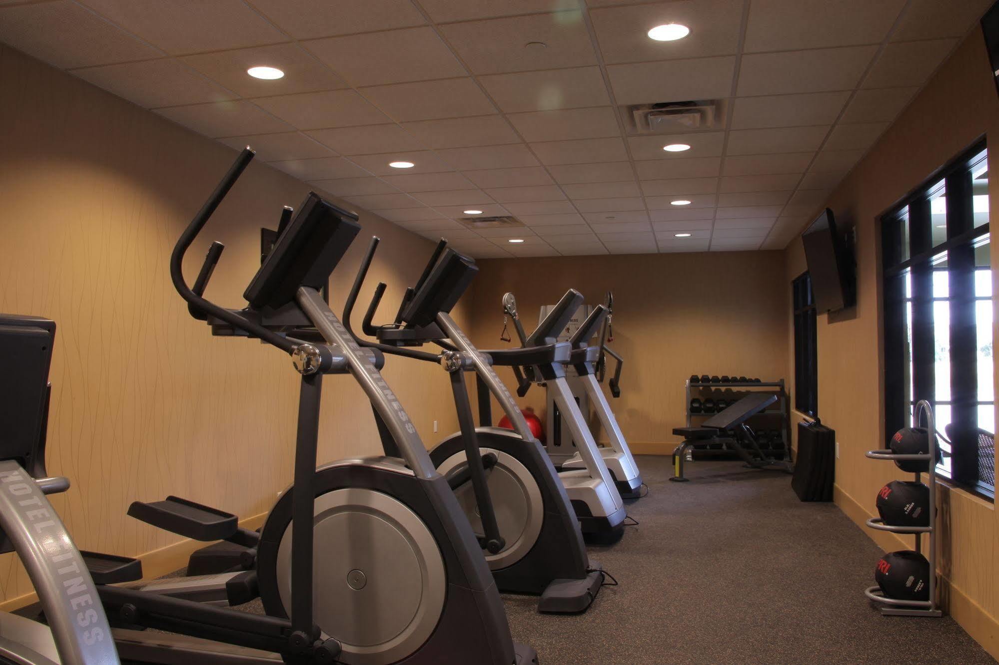 Little Missouri Inn & Suites New Town Екстер'єр фото